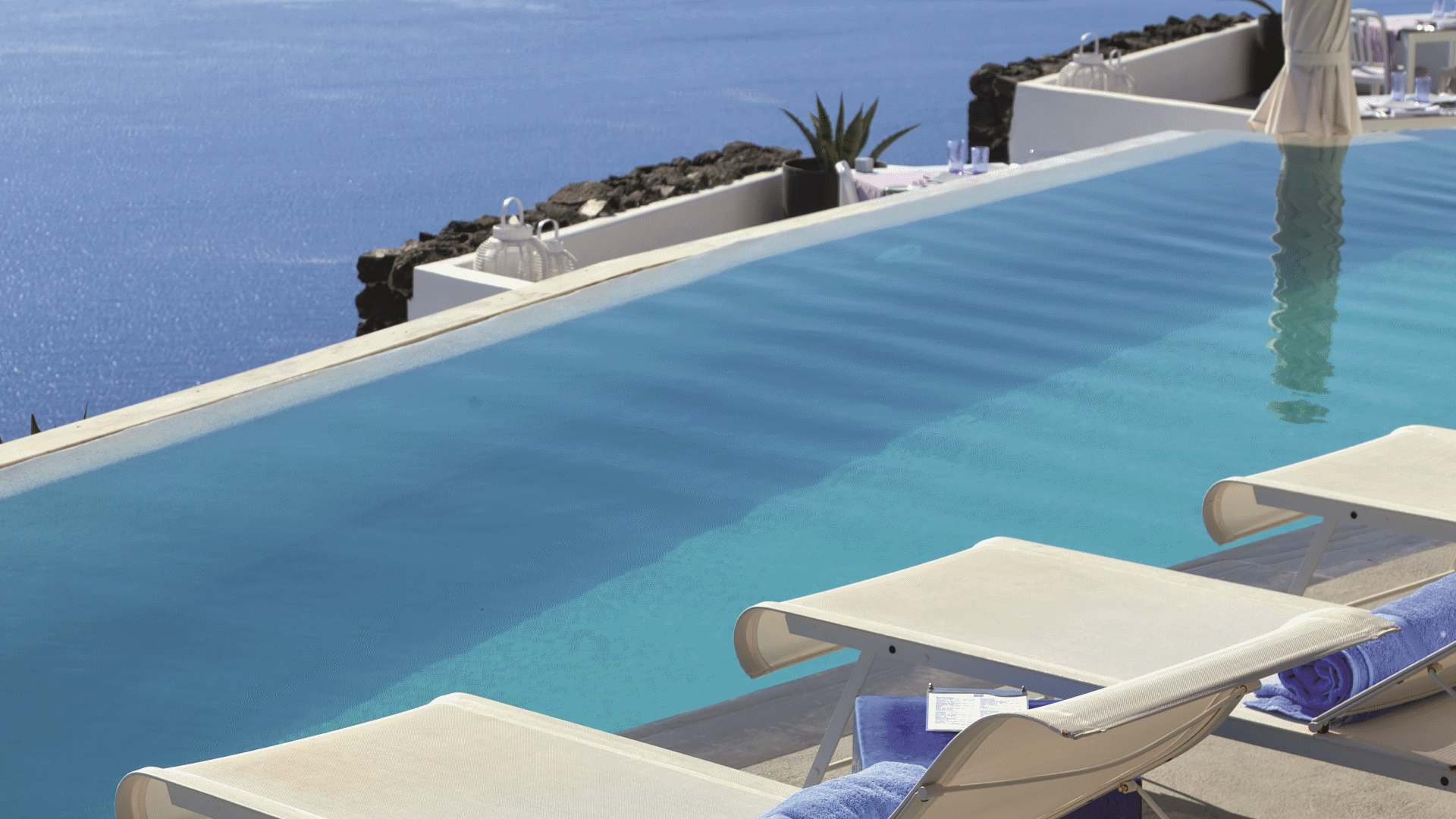 luxury-exclusive luxury-exclusive